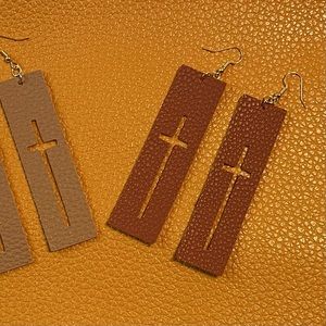 Cross Bar Earrings - Brown